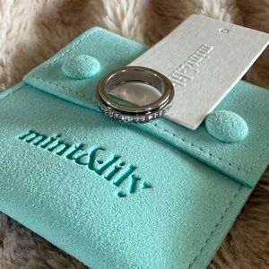 Mint & Lily crystal fidget spinning ring silver color size 7
